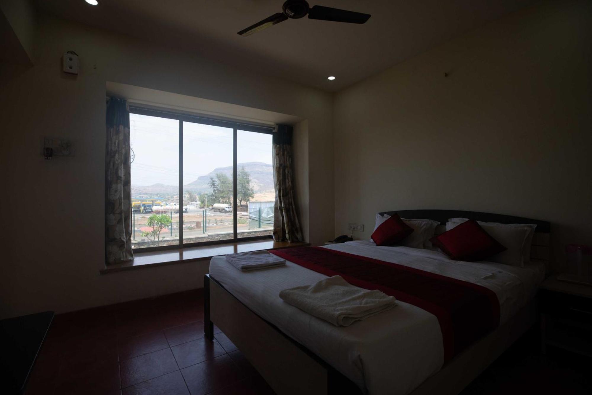 Hotel Vivaant Retreat And Conventions à Igatpuri Extérieur photo
