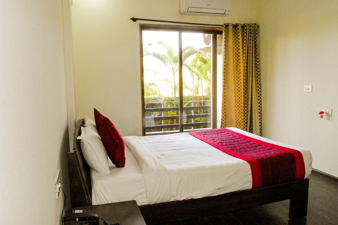 Hotel Vivaant Retreat And Conventions à Igatpuri Extérieur photo
